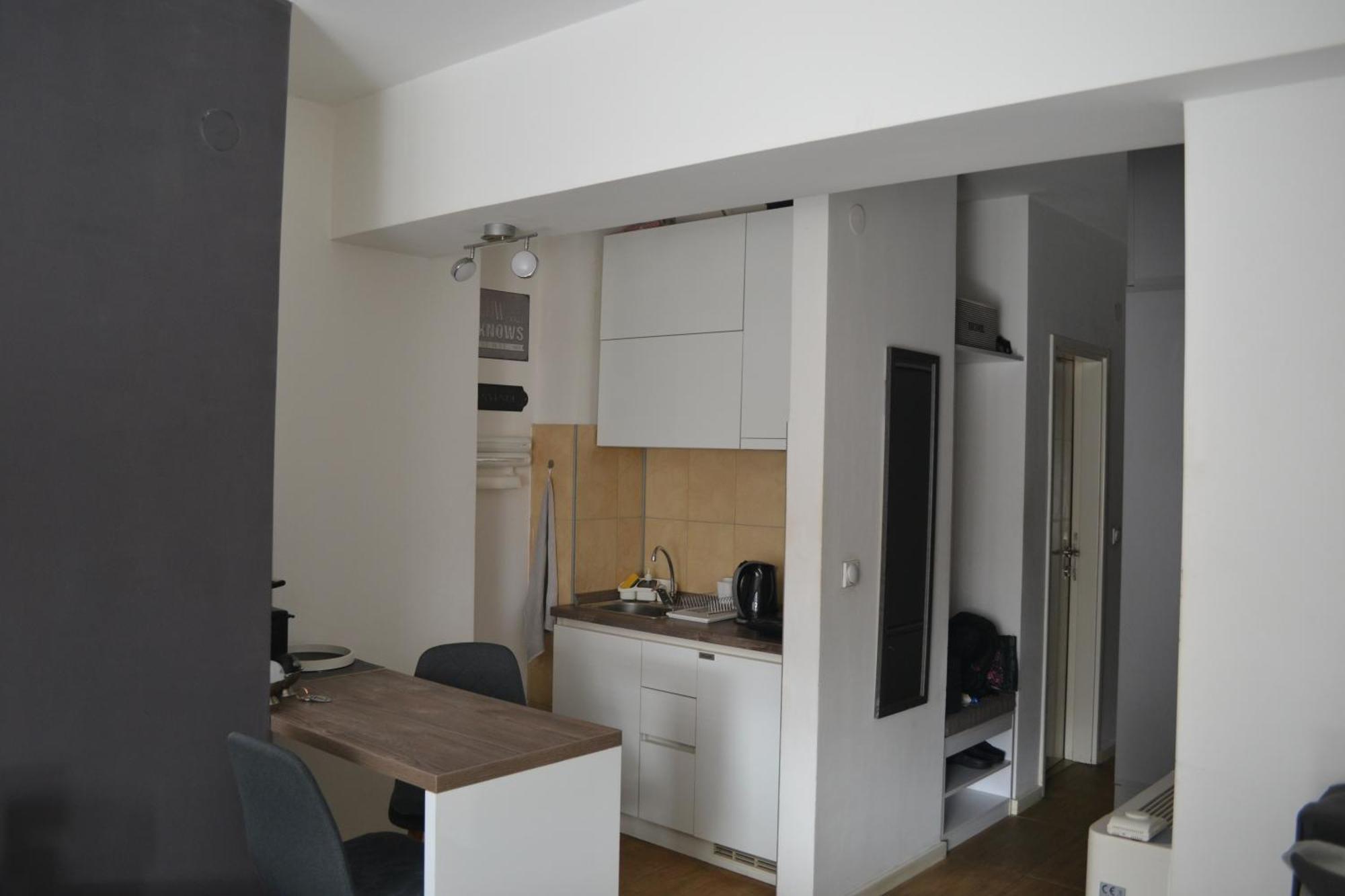 Urban Apartment Ni Екстериор снимка